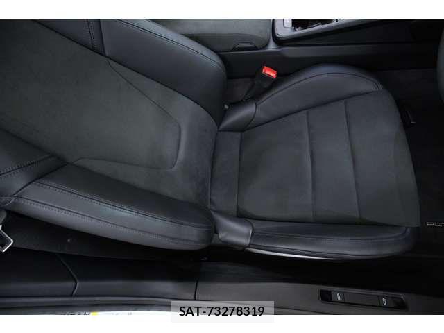 Porsche 911 2024-01 8849058-6