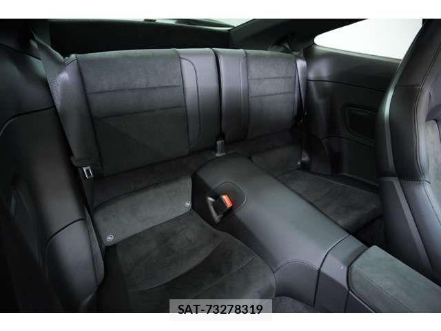 Porsche 911 2024-01 8849058-8