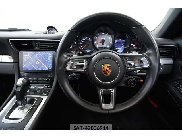 Porsche 911 2019-02 8850352-10