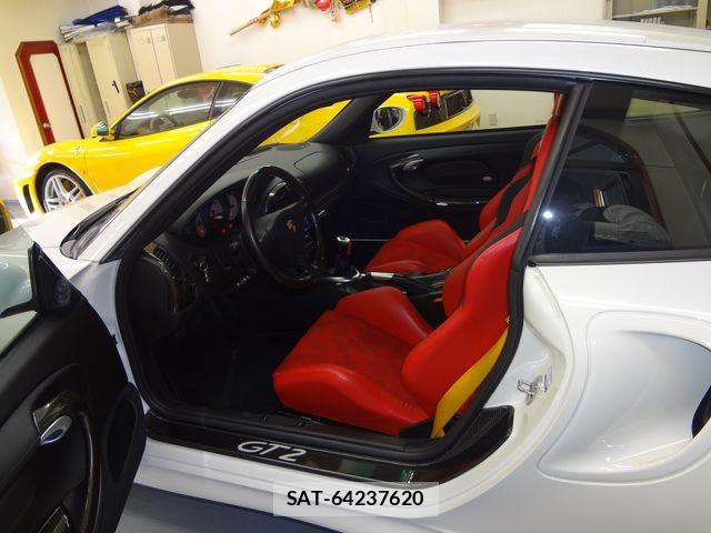 Porsche 911 2005-07 8881551-5