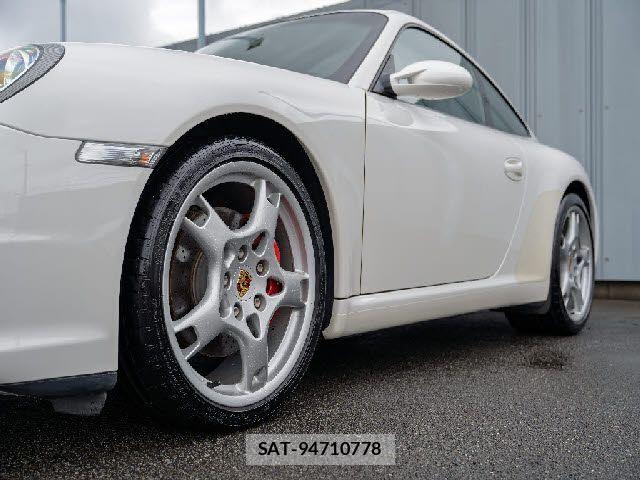 Porsche 911 2007-04 8881555-10