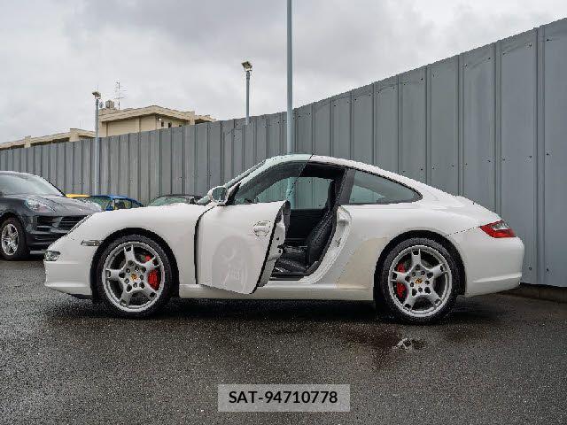 Porsche 911 2007-04 8881555-28
