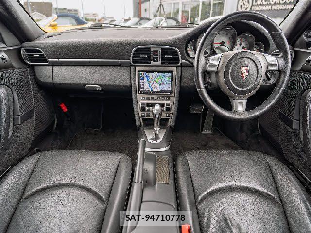 Porsche 911 2007-04 8881555-2