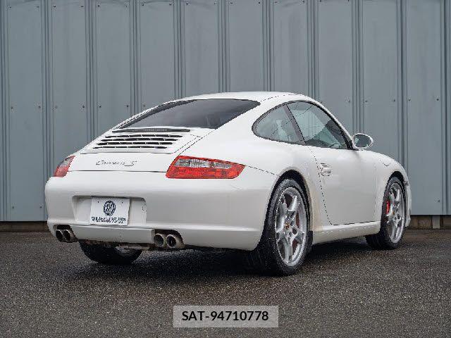 Porsche 911 2007-04 8881555-4