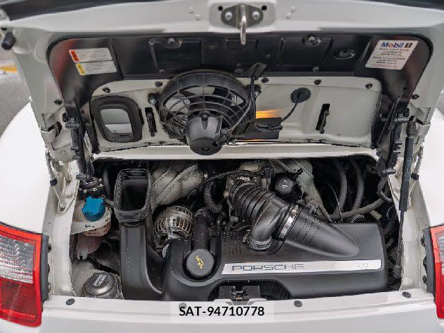 Porsche 911 2007-04 8881555-6