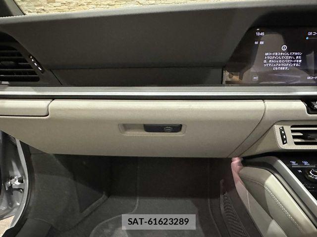 Porsche 911 2026-05 8881553-20