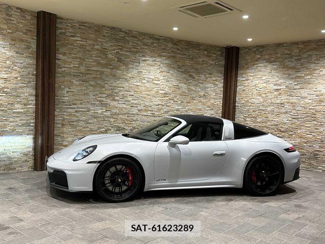 Porsche 911 2026-05 8881553-8