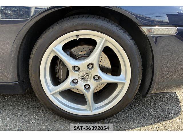 Porsche 911 2003-10 8884179-5
