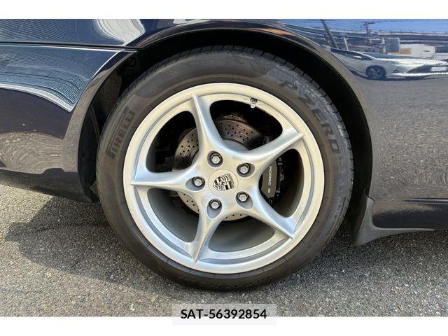 Porsche 911 2003-10 8884179-6
