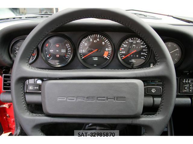 Porsche 911 2023-10 691507-9