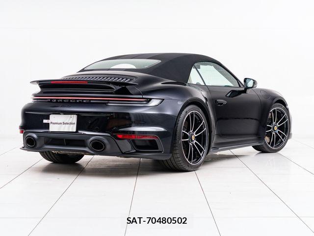 Porsche 911 2023-03 921496-10