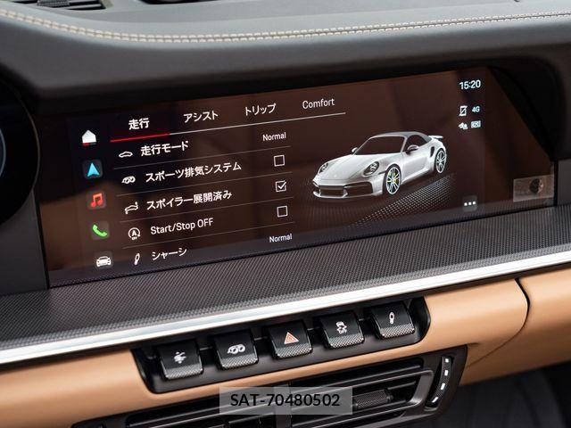 Porsche 911 2023-03 921496-23