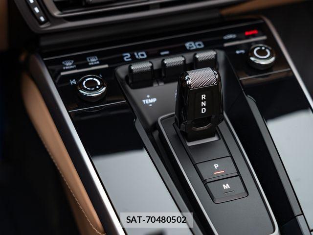 Porsche 911 2023-03 921496-24