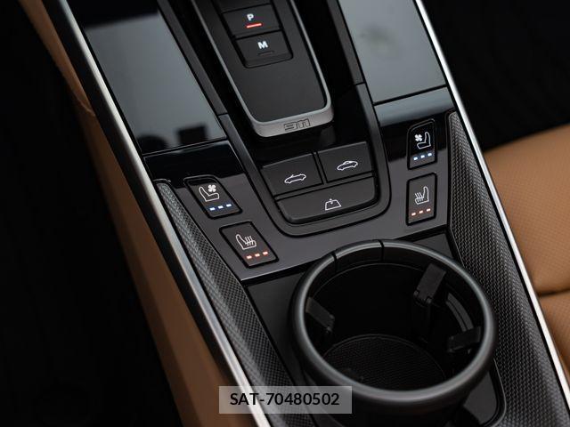 Porsche 911 2023-03 921496-25