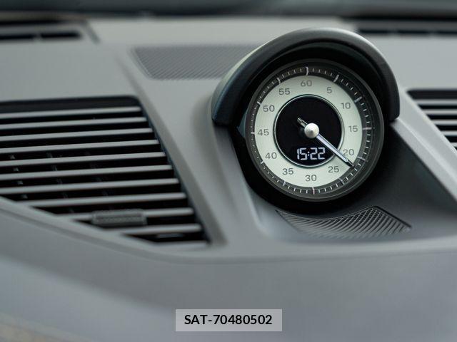 Porsche 911 2023-03 921496-2