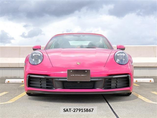 Porsche 911 2023-09 1056280-1