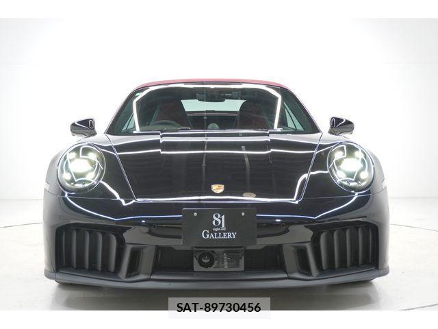 Porsche 911 2025-07 4756820-9