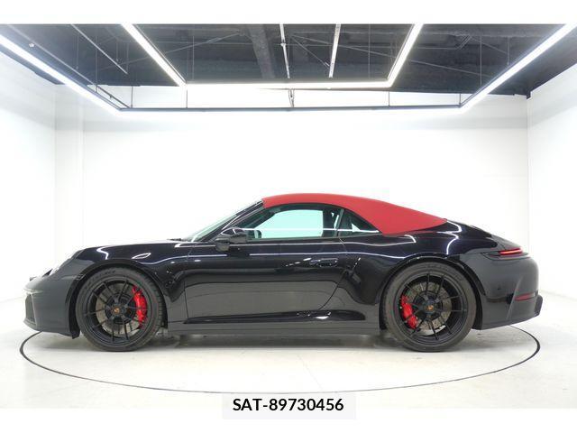 Porsche 911 2025-07 4756820-11