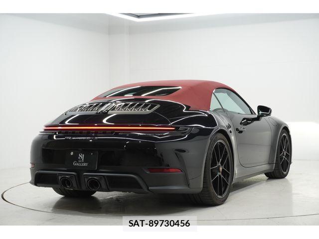 Porsche 911 2025-07 4756820-13
