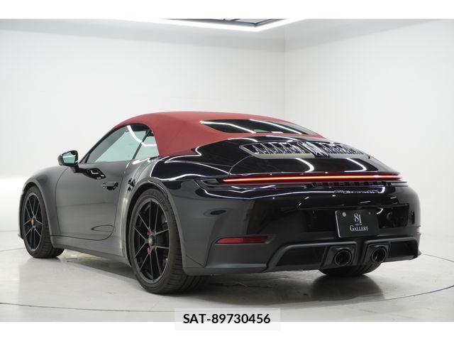 Porsche 911 2025-07 4756820-15