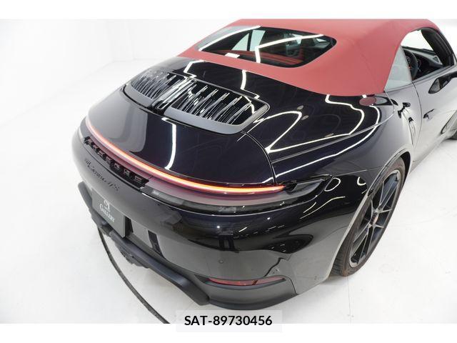 Porsche 911 2025-07 4756820-17