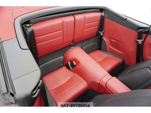 Porsche 911 2025-07 4756820-28