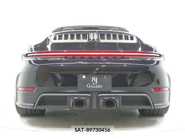 Porsche 911 2025-07 4756820-6