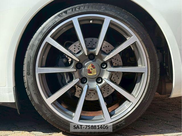 Porsche 911 2014-12 6614138-11