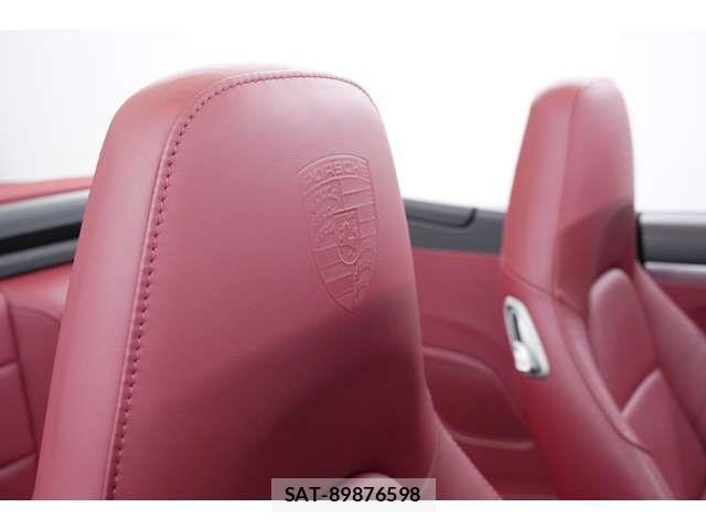 Porsche 911 2018-04 6997158-5