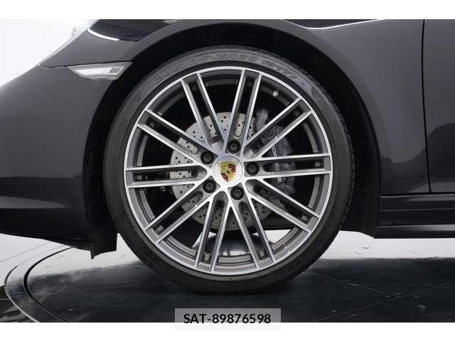 Porsche 911 2018-04 6997158-7