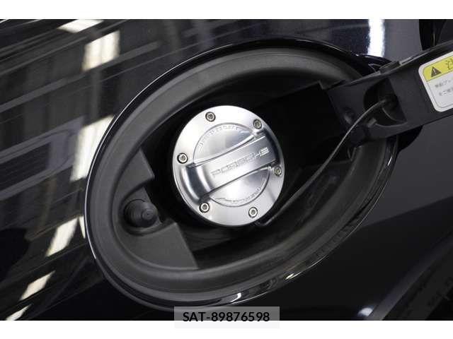 Porsche 911 2018-04 6997158-8