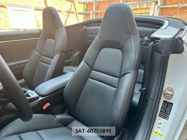 Porsche 911 2022-06 7223554-3