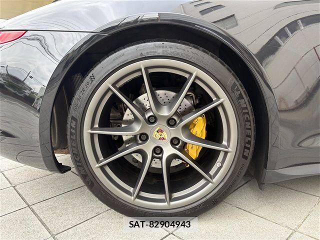 Porsche 911 2013-12 7272704-11