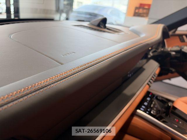 Porsche 911 2025-07 7456773-18