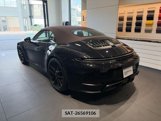 Porsche 911 2025-07 7456773-1