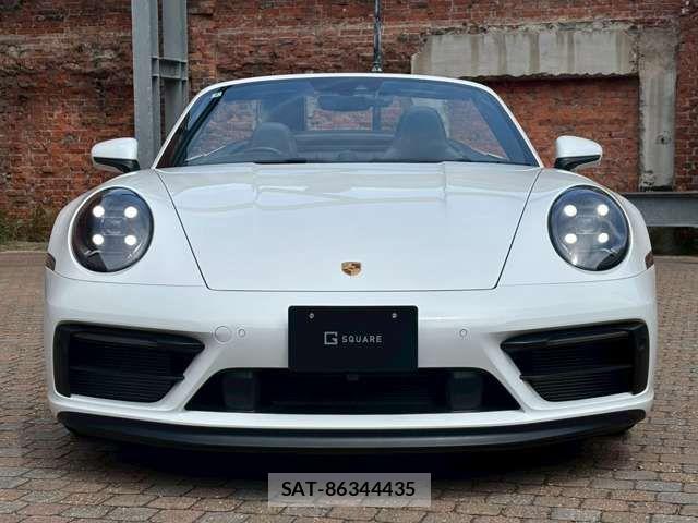 Porsche 911 2022-03 7502234-12