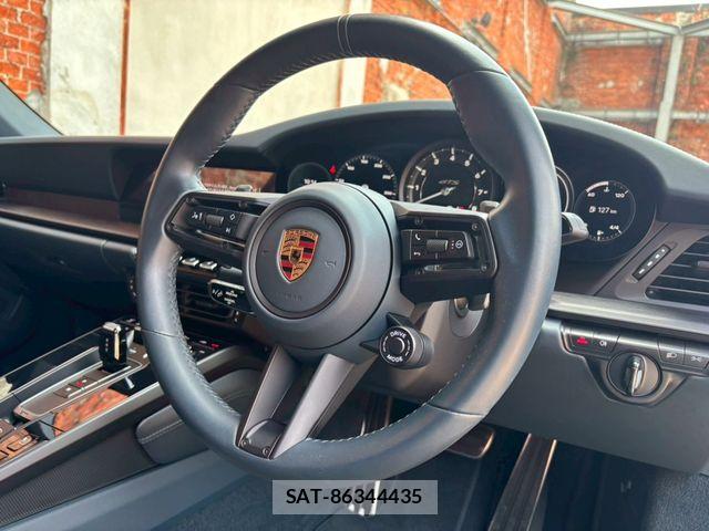 Porsche 911 2022-03 7502234-24