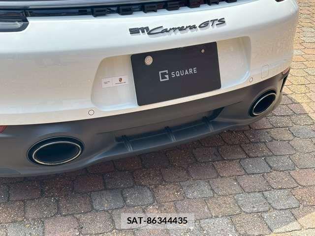 Porsche 911 2022-03 7502234-4