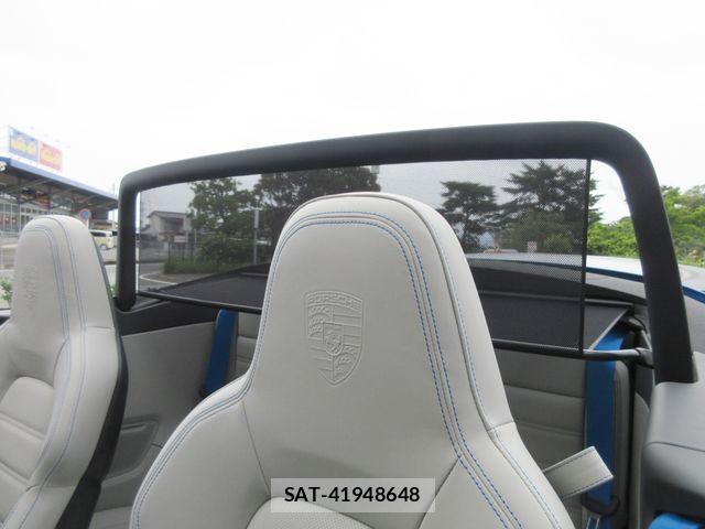 Porsche 911 2023-06 7727209-11