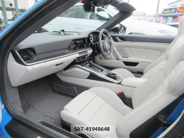 Porsche 911 2023-06 7727209-14