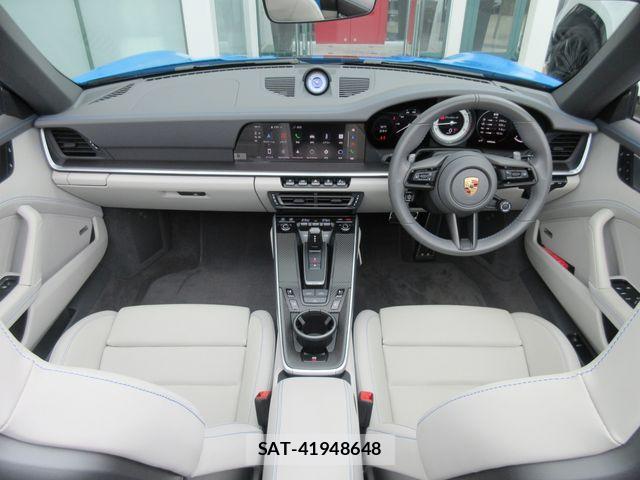 Porsche 911 2023-06 7727209-1