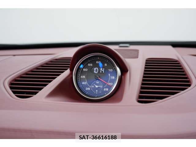 Porsche 911 2017-01 7788212-9