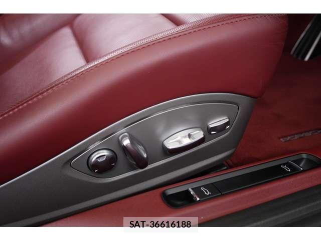 Porsche 911 2017-01 7788212-11