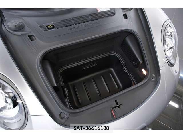 Porsche 911 2017-01 7788212-17