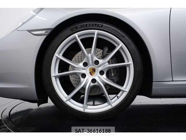 Porsche 911 2017-01 7788212-4