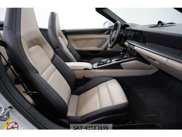 Porsche 911 2024-12 7788211-11