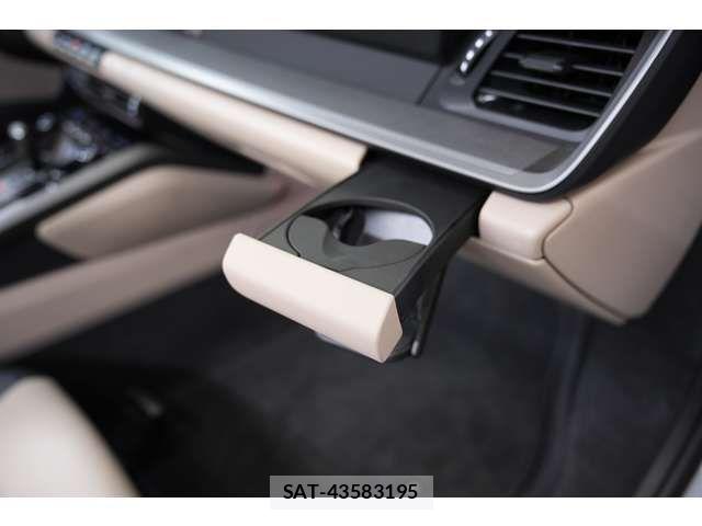 Porsche 911 2024-12 7788211-13