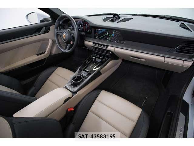Porsche 911 2024-12 7788211-5