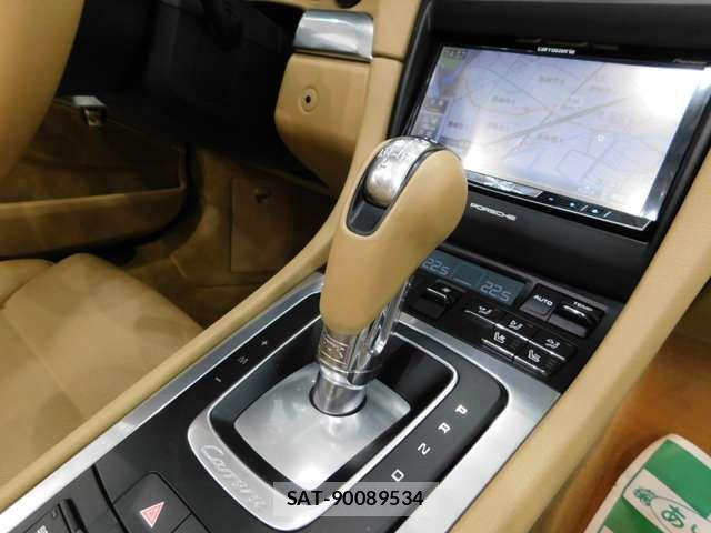 Porsche 911 2012-10 7963280-11