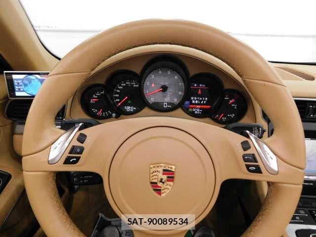 Porsche 911 2012-10 7963280-16